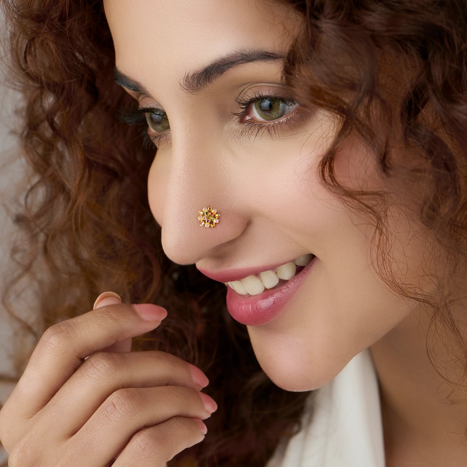 Cosmic Flower 18K Star Inspired Stone Gold Nose Pin For Women