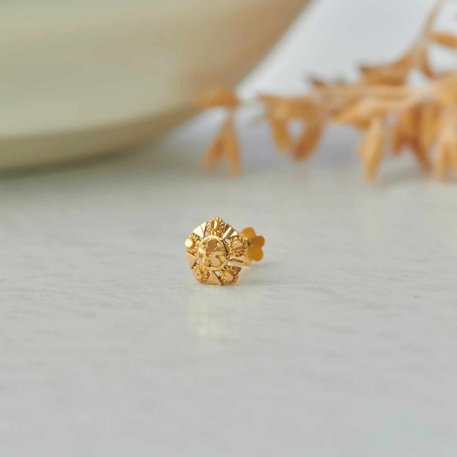 Aurea Starlet -- 18K Gold Nose Pin Jewelry  Design For Female